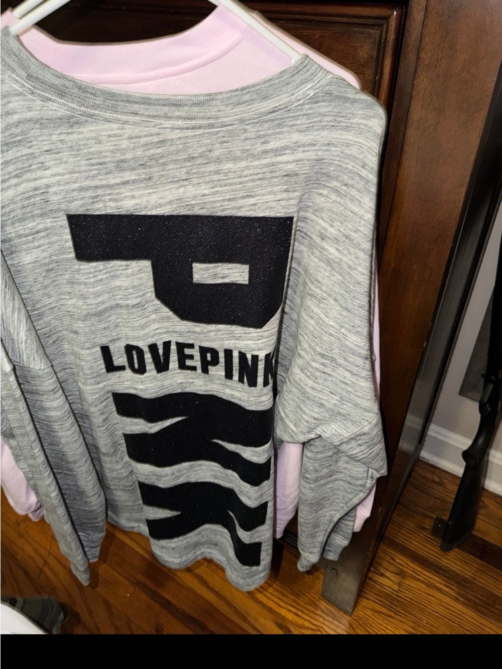 PINK Victoria's Secret ' Gray and Pink 'LOVEPINK' Graphic Top nwt large